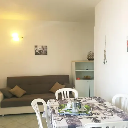 Nettuno E Tritone Apartament *
