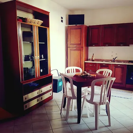 Nettuno E Tritone Apartament *